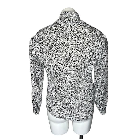 Vintage 80s floral button down blouse black white v-neck size 8 - Picture 2 of 6